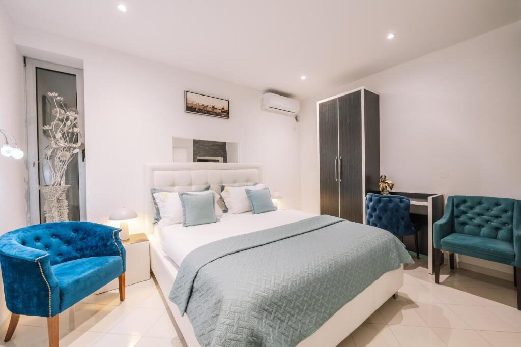 Guest room interior at Hotel Senator Lux, Ulcinj 2